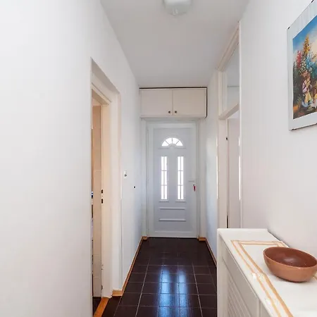 Apartment Neda *